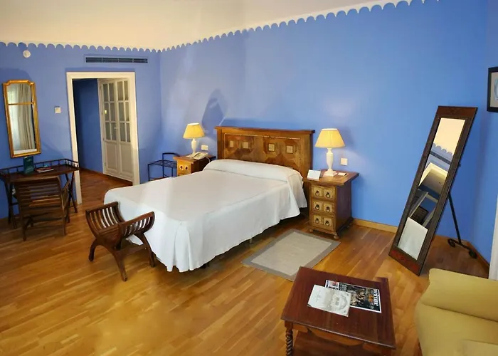 Hotel Alcazar De La Reina